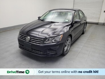 2018 Volkswagen Passat in Midlothian, IL 60445