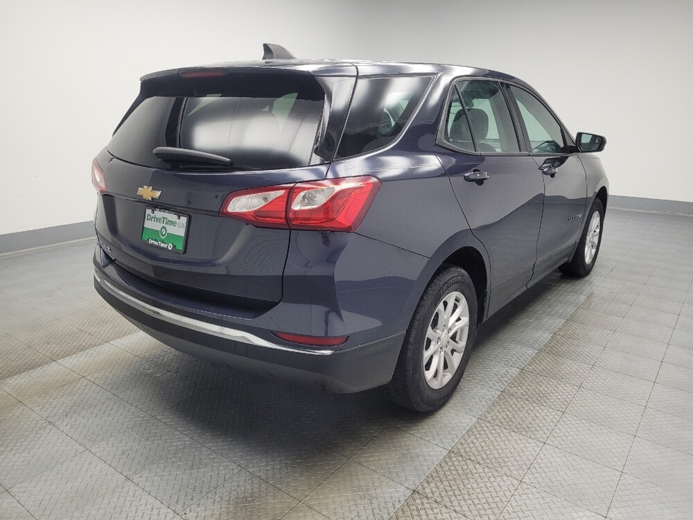 2018 Chevrolet Equinox in Highland, IN 46322 - 18061085 9