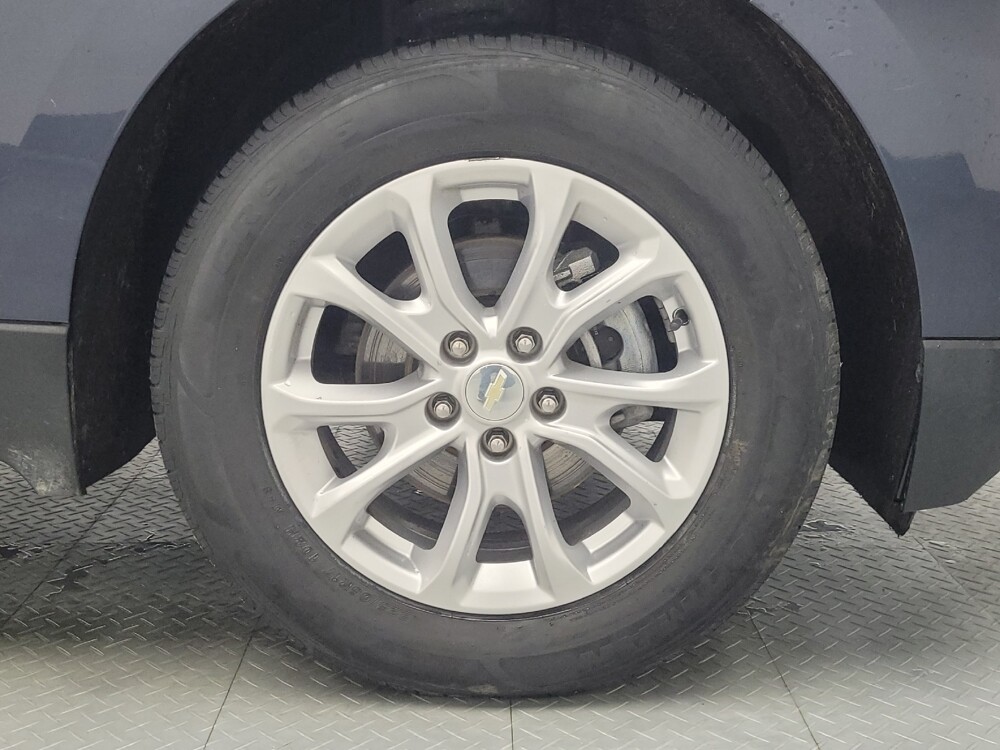 2018 Chevrolet Equinox in Highland, IN 46322 - 18061085 31