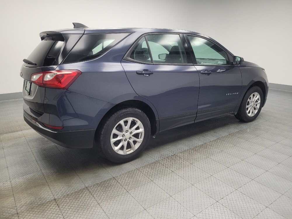 2018 Chevrolet Equinox in Highland, IN 46322 - 18061085 10