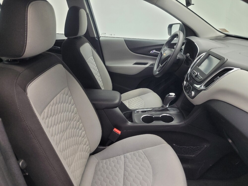 2018 Chevrolet Equinox in Highland, IN 46322 - 18061085 21