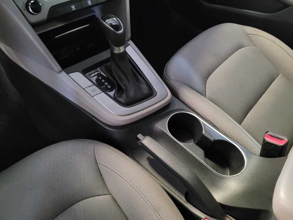 2017 Hyundai Elantra in Kissimmee, FL 34744 - 18061158 26