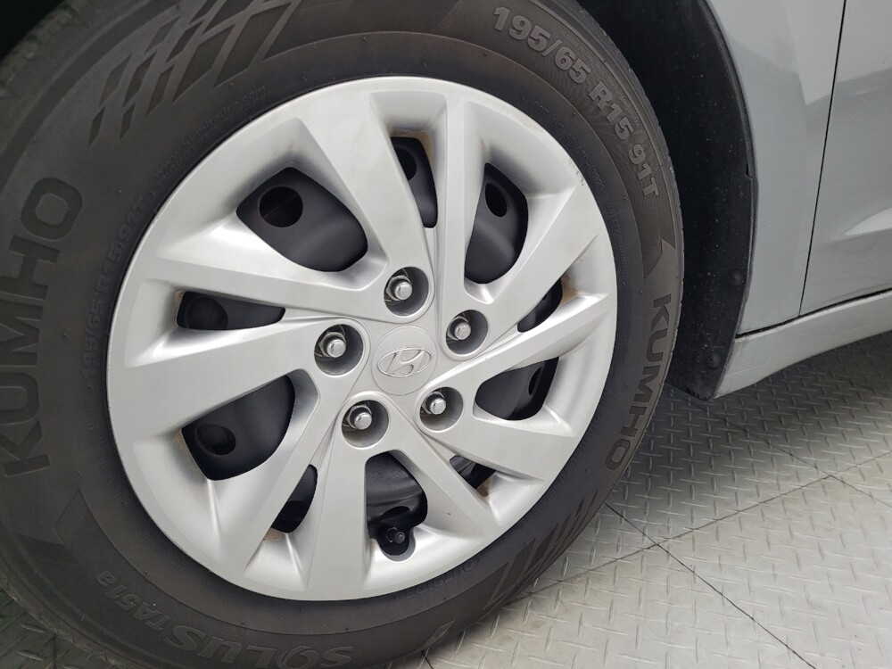 2017 Hyundai Elantra in Kissimmee, FL 34744 - 18061158 31