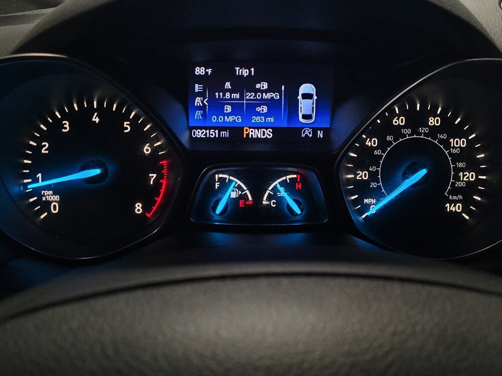 2017 Ford Escape in Jacksonville, FL 32225 - 18061176 23