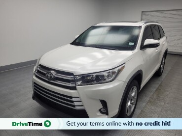 2019 Toyota Highlander in Indianapolis, IN 46219