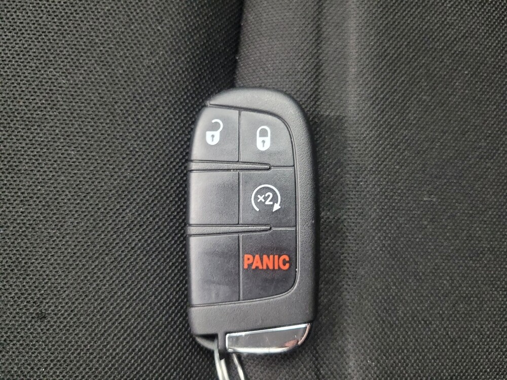 2022 Jeep Renegade in Indianapolis, IN 46219 - 18061196 32