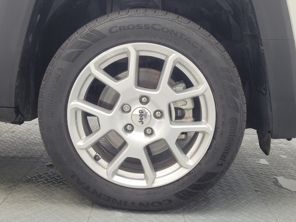 2022 Jeep Renegade in Indianapolis, IN 46219 - 18061196 31