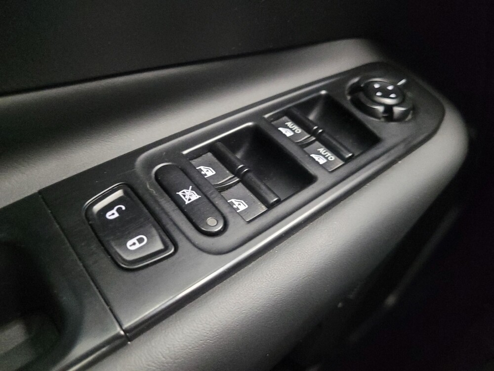 2022 Jeep Renegade in Indianapolis, IN 46219 - 18061196 27