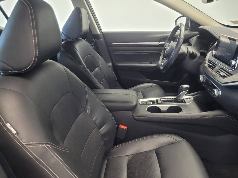 2019 Nissan Altima in Highland, IN 46322 - 18061220 21