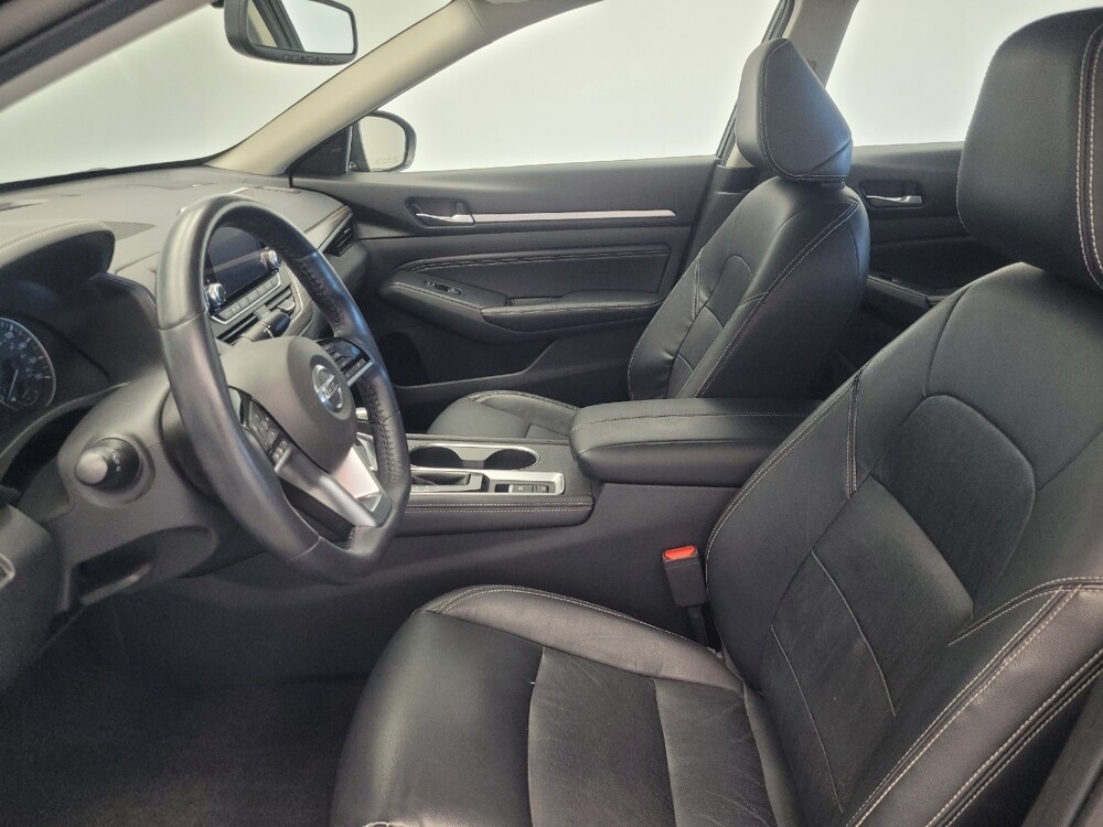 2019 Nissan Altima in Highland, IN 46322 - 18061220 17