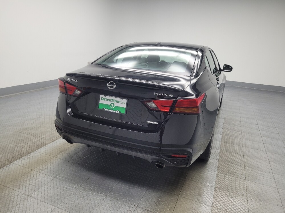 2019 Nissan Altima in Highland, IN 46322 - 18061220 7