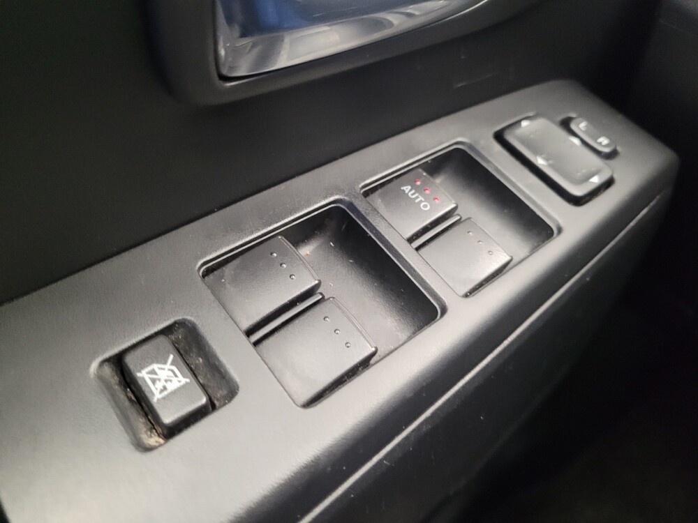 2015 Mazda MAZDA5 in Lexington, KY 40509 - 18061235 27