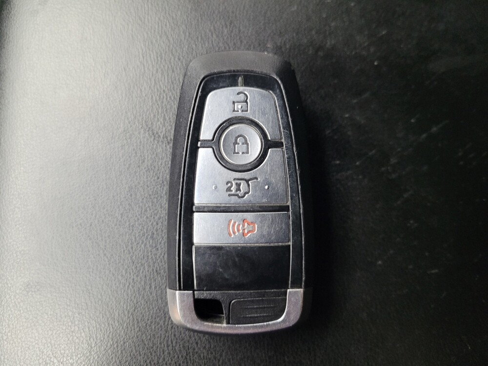 2020 Ford Explorer in Memphis, TN 38115 - 18061257 32