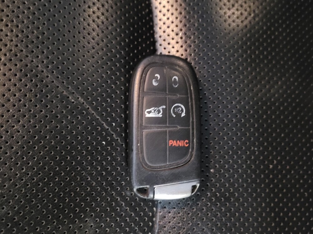 2019 Jeep Cherokee in Savannah, GA 31419 - 18061262 32