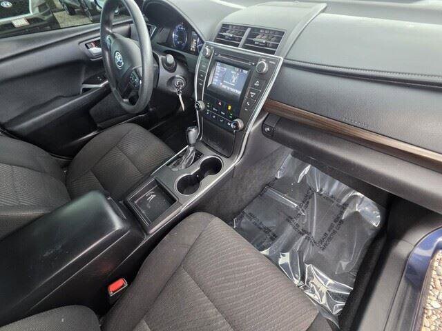 2017 Toyota Camry in Mesa, AZ 85212 - 18061327 62