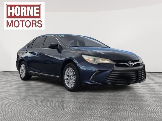 2017 Toyota Camry in Mesa, AZ 85212 - 18061327 10