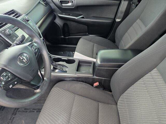 2017 Toyota Camry in Mesa, AZ 85212 - 18061327 13