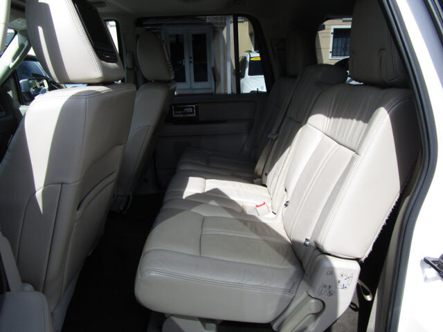 2016 Lincoln Navigator L in Tampa, FL 33604-6914 - 18061331 13