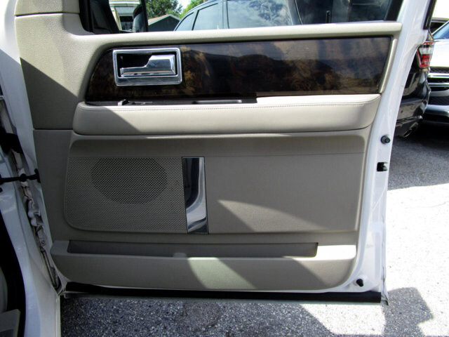 2016 Lincoln Navigator L in Tampa, FL 33604-6914 - 18061331 21