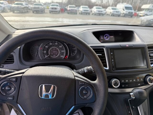 2015 Honda CR-V in Indianapolis, IN 46222-4002 - 18061333 7