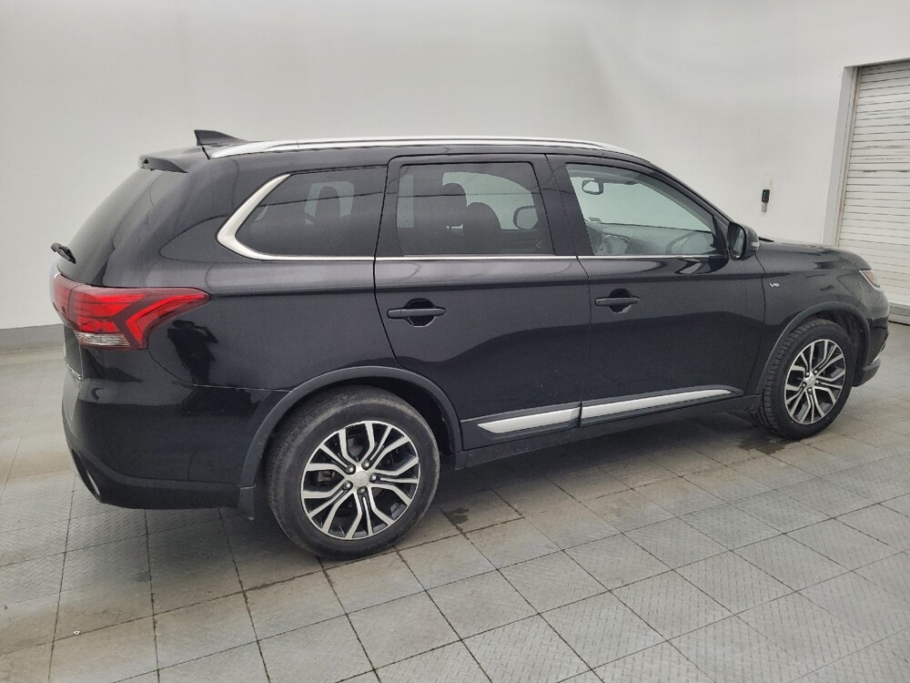 2018 Mitsubishi Outlander in Tampa, FL 33619 - 18061336 10