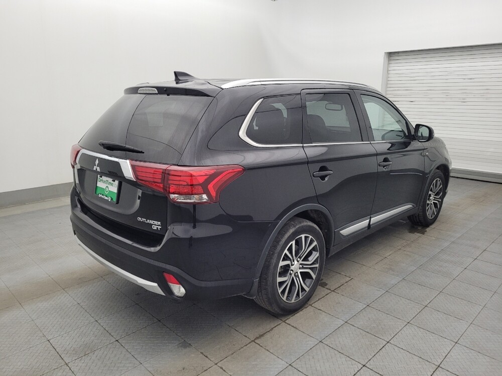 2018 Mitsubishi Outlander in Tampa, FL 33619 - 18061336 9
