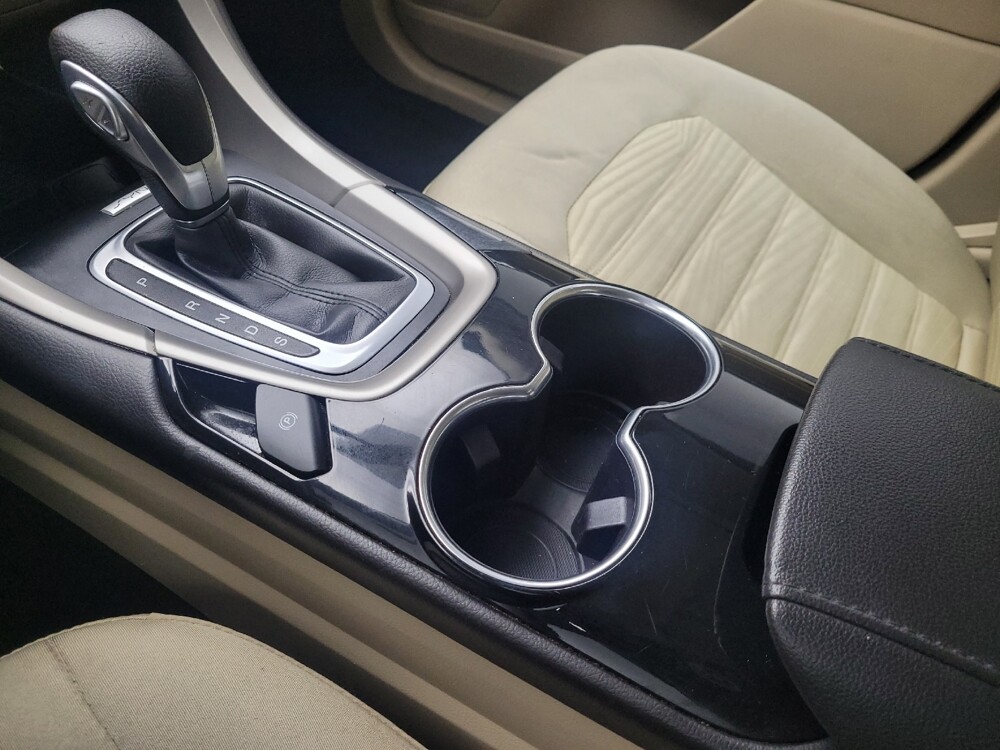 2016 Ford Fusion in Madison, TN 37115 - 18061406 26