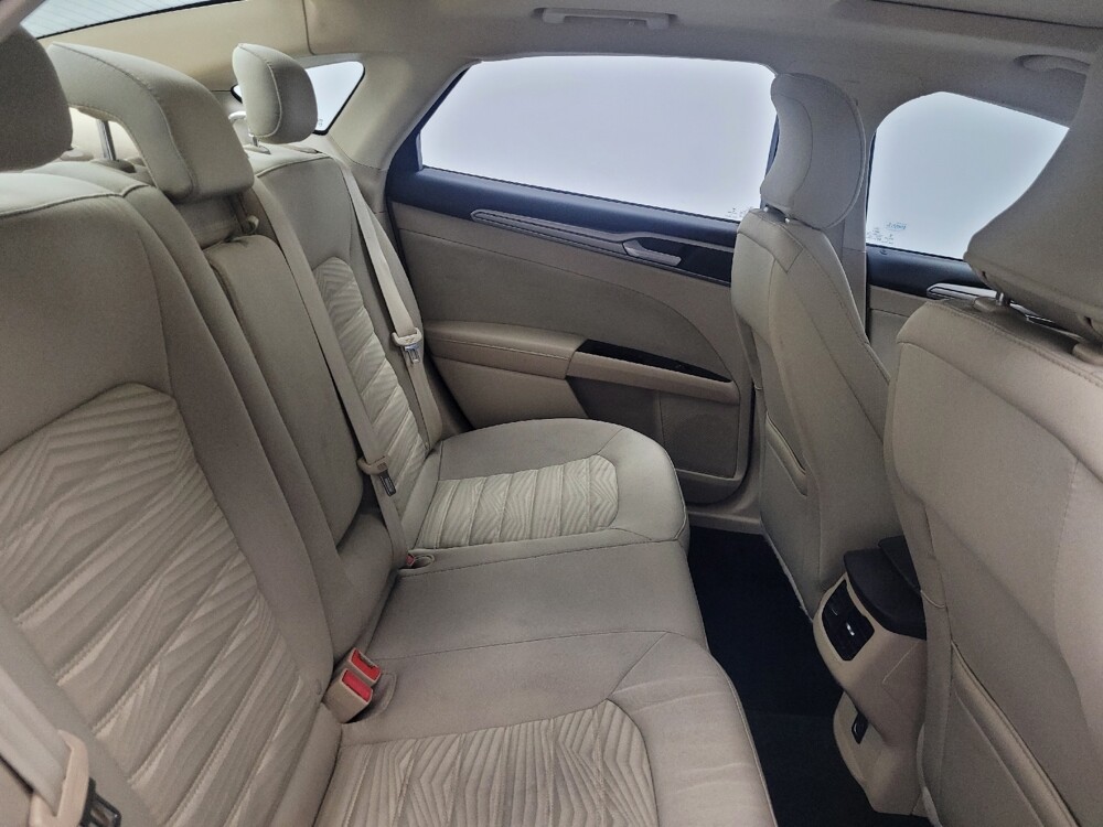 2016 Ford Fusion in Madison, TN 37115 - 18061406 19