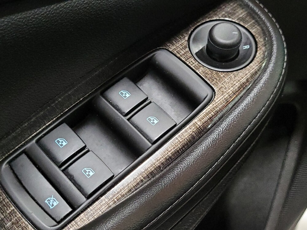 2015 Chevrolet Malibu in Pittsburgh, PA 15237 - 18061416 27