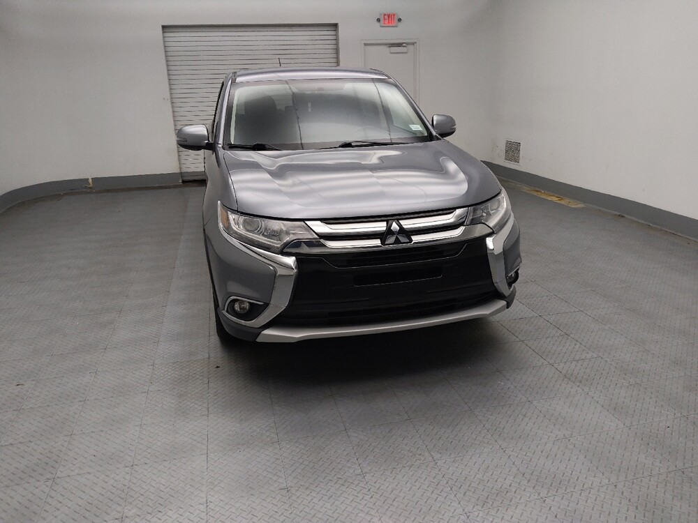 2016 Mitsubishi Outlander in Peoria, IL 61615 - 18061421 14