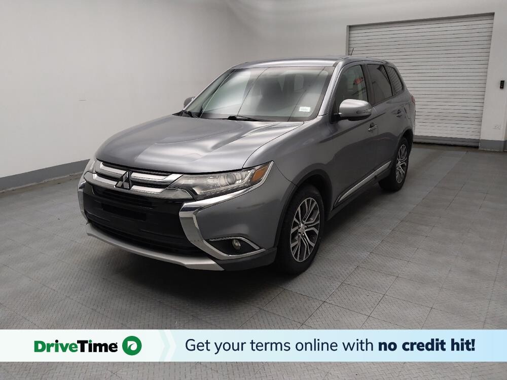 2016 Mitsubishi Outlander in Peoria, IL 61615 - 18061421