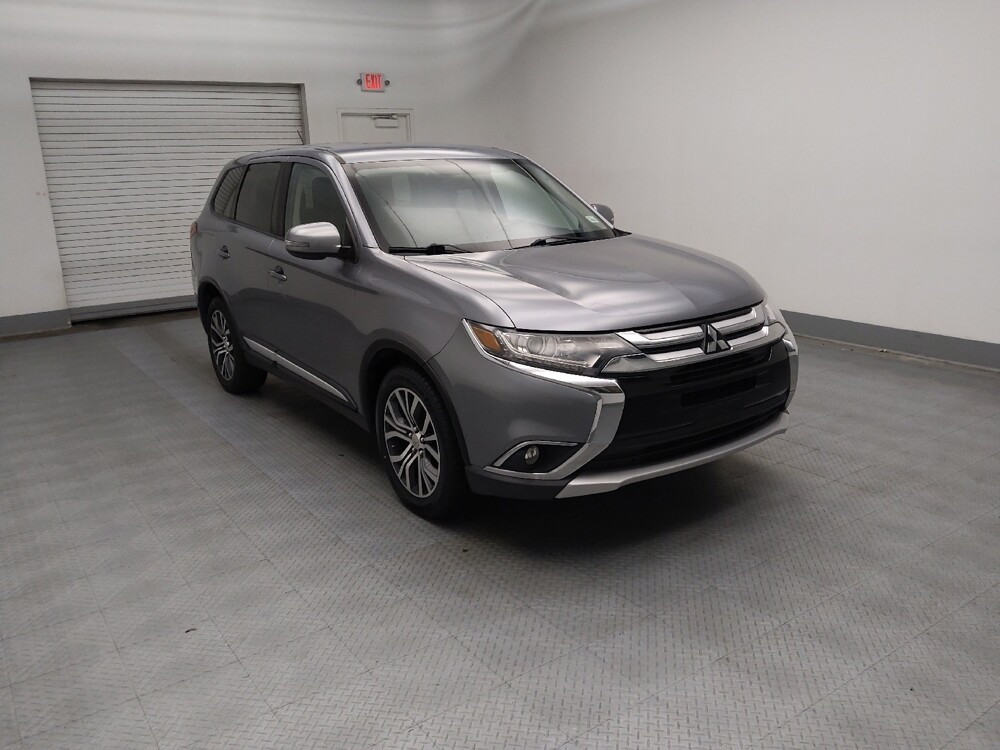 2016 Mitsubishi Outlander in Peoria, IL 61615 - 18061421 13