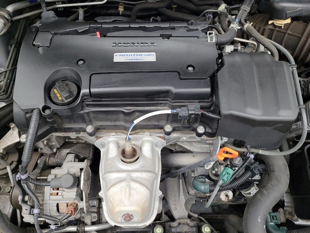 2016 Honda Accord in Lombard, IL 60148 - 18061442 30