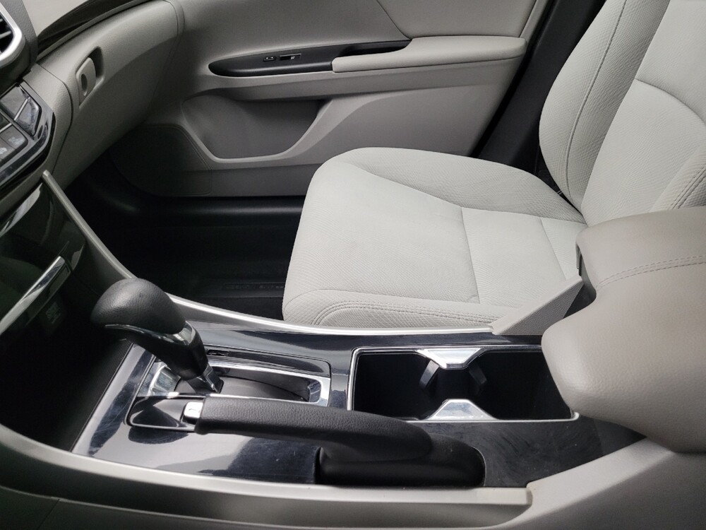 2016 Honda Accord in Lombard, IL 60148 - 18061442 26