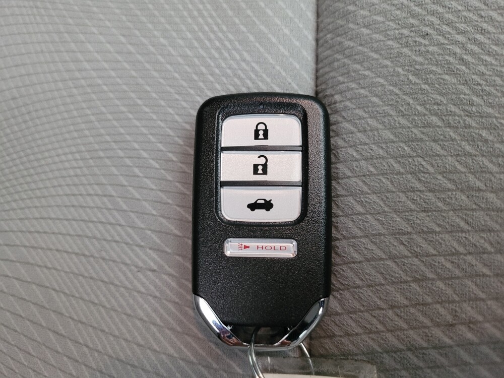 2016 Honda Accord in Lombard, IL 60148 - 18061442 32