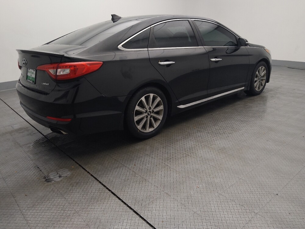 2017 Hyundai Sonata in Springfield, MO 65807 - 18061490 10