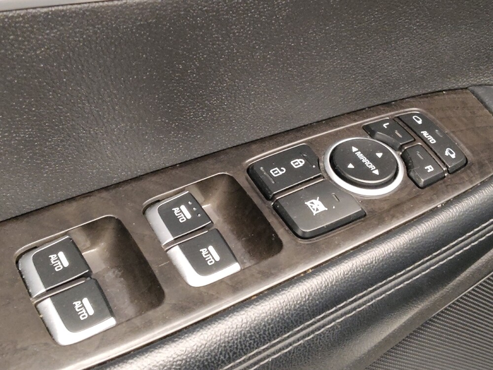 2018 Kia Sorento in Round Rock, TX 78664 - 18061526 27