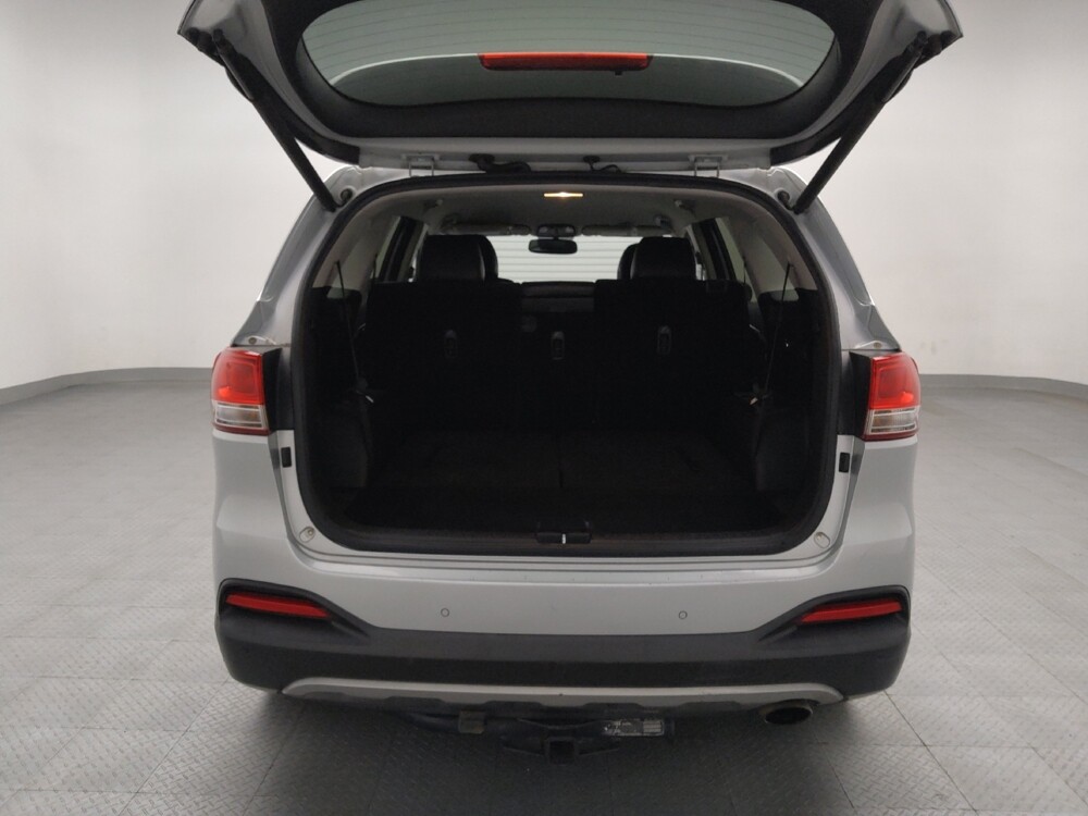 2018 Kia Sorento in Round Rock, TX 78664 - 18061526 29