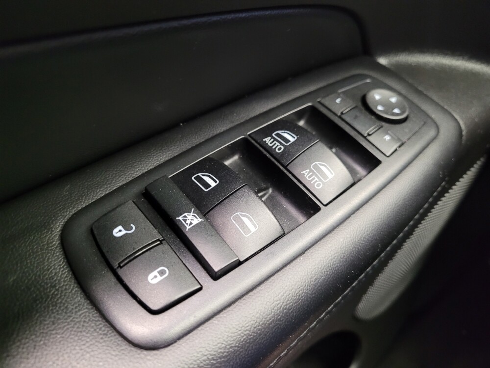 2018 Jeep Grand Cherokee in Miamisburg, OH 45342 - 18061528 27