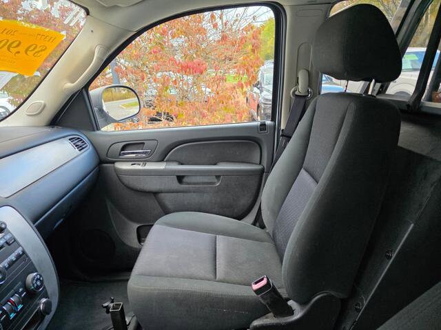 2014 Chevrolet Tahoe in Blauvelt, NY 10913 - 18061542 19