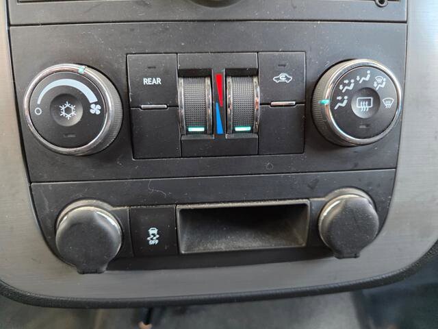 2014 Chevrolet Tahoe in Blauvelt, NY 10913 - 18061542 21