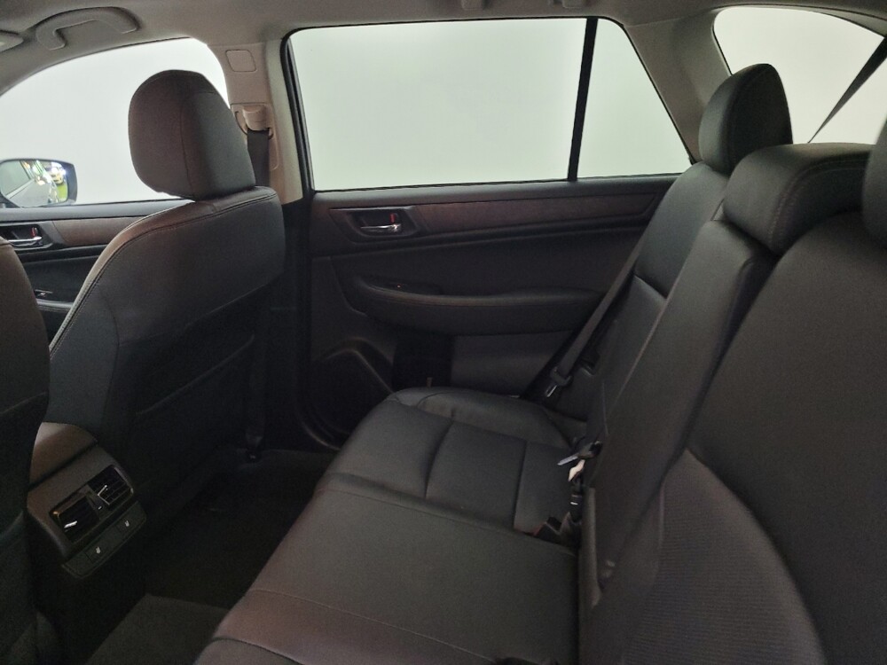 2017 Subaru Outback in Fort Myers, FL 33907 - 18061613 18