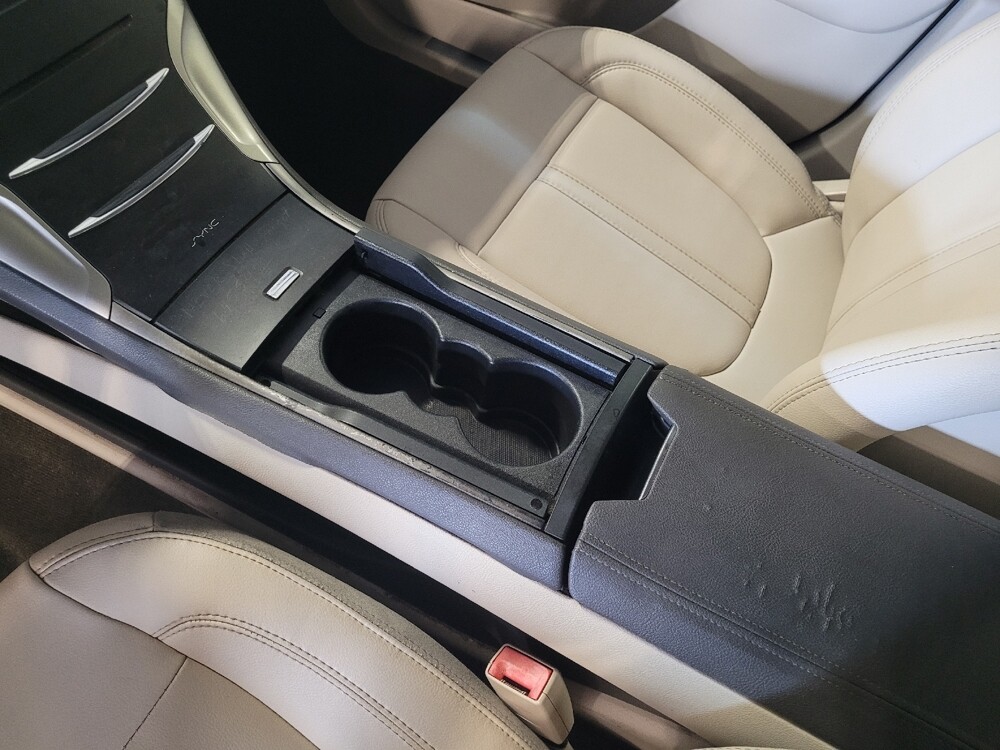 2016 Lincoln MKZ in Jacksonville, FL 32210 - 18061642 26