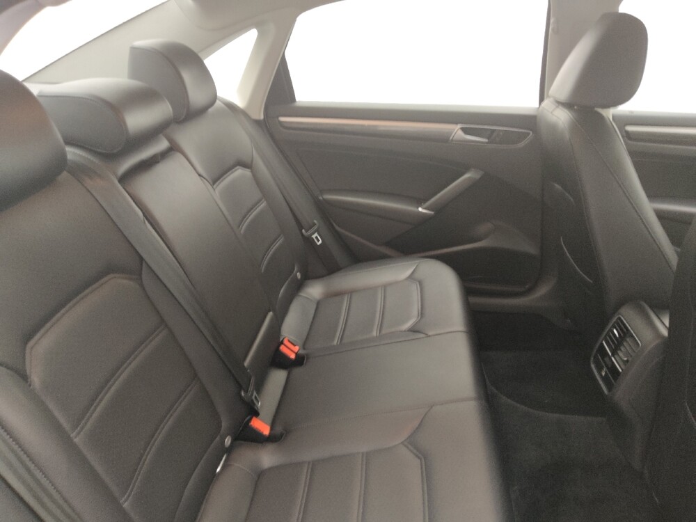 2016 Volkswagen Passat in Greenville, NC 27834 - 18061658 19