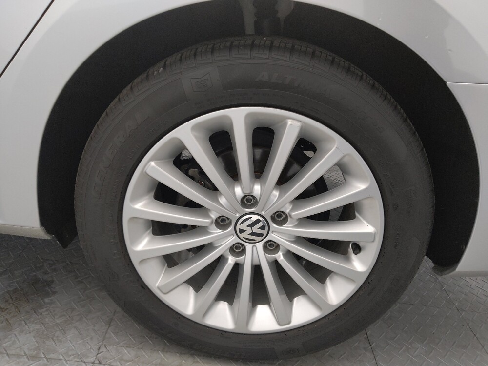 2016 Volkswagen Passat in Greenville, NC 27834 - 18061658 31