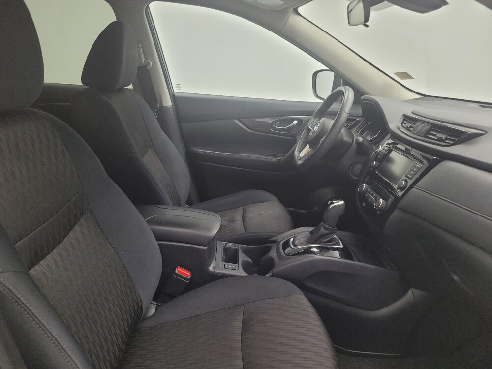 2019 Nissan Rogue in Madison, TN 37115 - 18061670 21