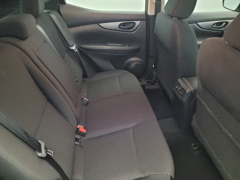 2018 Nissan Rogue Sport in Newport News, VA 23601 - 18061706 19