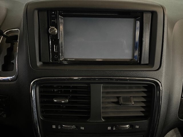 2013 Dodge Grand Caravan in Conyers, GA 30094 - 18061821 15