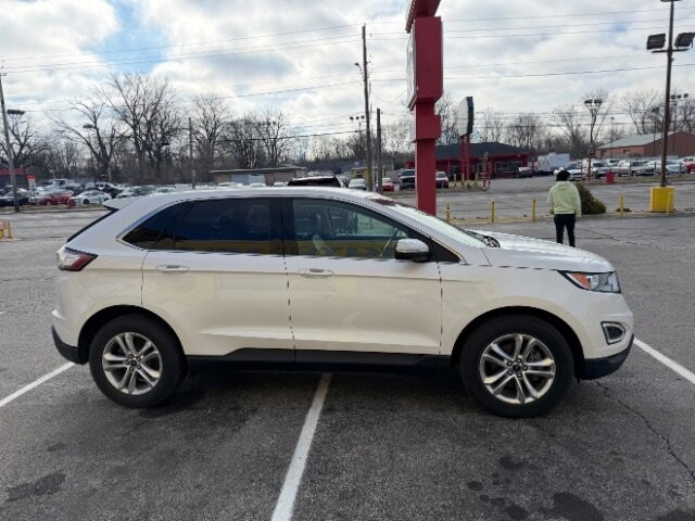 2017 Ford Edge in Indianapolis, IN 46222-4002 - 18061827 5