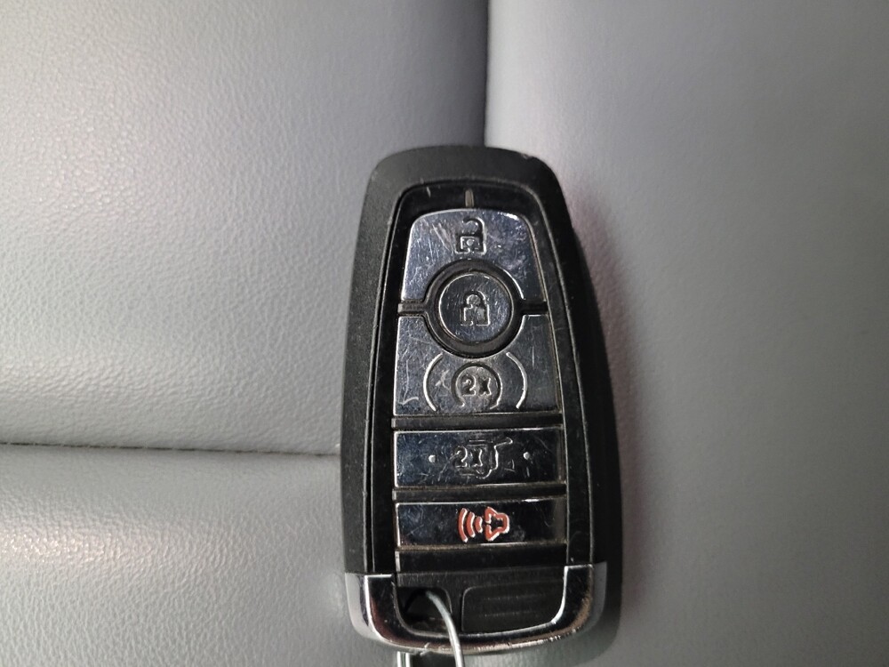 2022 Lincoln Corsair in Riverside, CA 92504 - 18061870 32